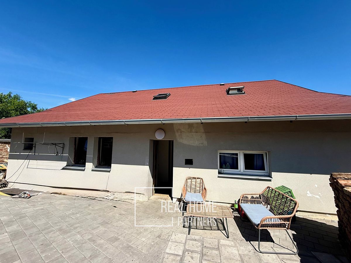 Prodej rodinného domu 286 m², pozemek 225 m²